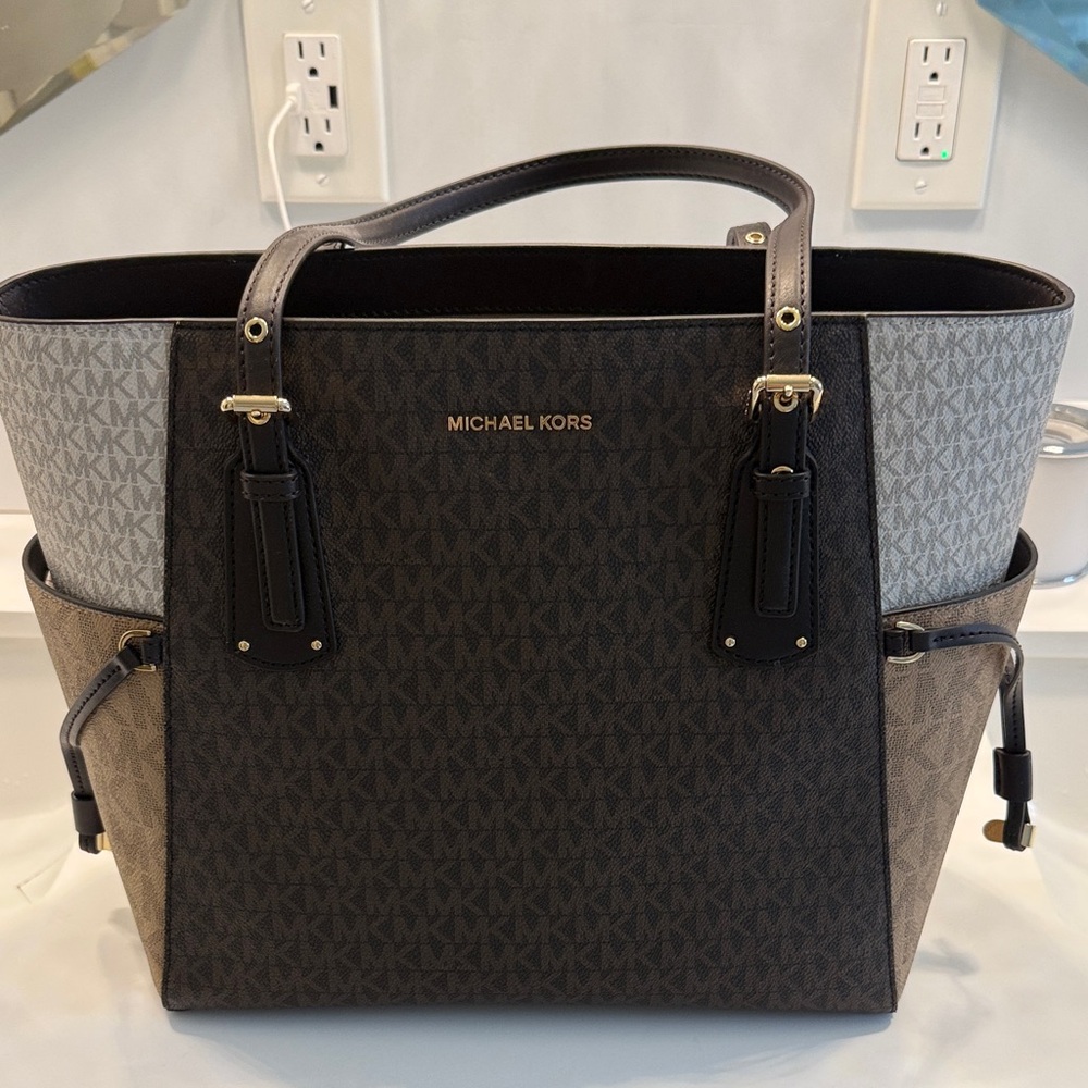 Michael Kors Signature Tote - Black, Gray, Tan BRAND NEW!  Non smoking house